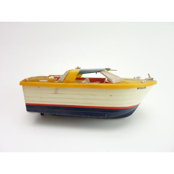 Vintage 1960’s Ideal Motorific Boat Whirl-A-Way Runabout - Picture 1 of 6